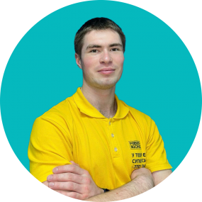 Эрик - КИБЕРшкола программирования для детей, компьютерные курсы для школьников, начинающих и подростков - KIBERone г. Коньково